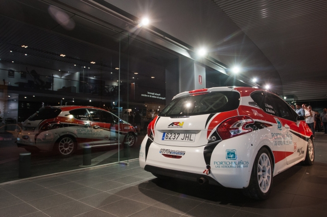 019 presentacin porsche 2010 ares racing 066